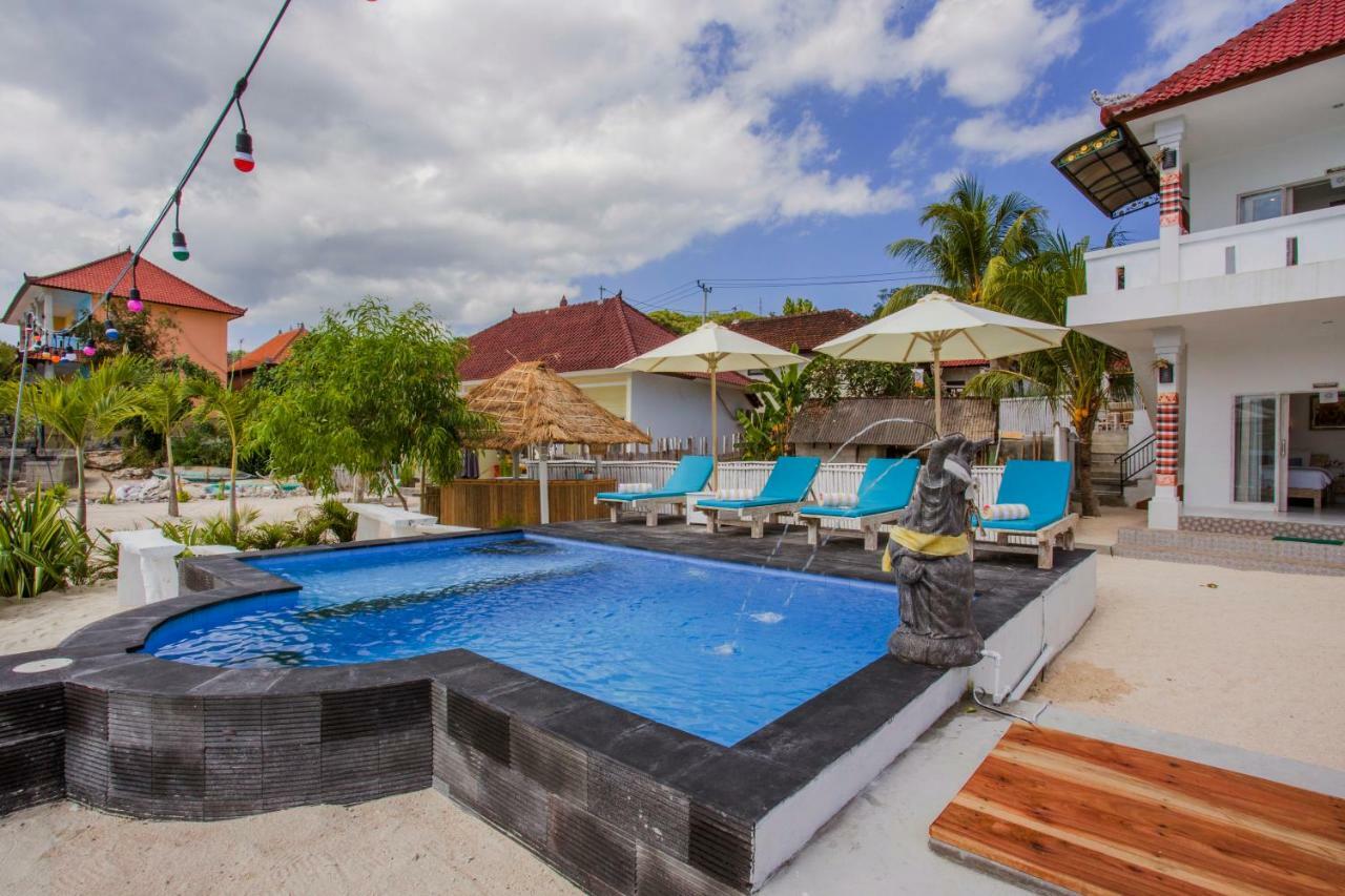 The Waterfront Beach House Lembongan Buitenkant foto