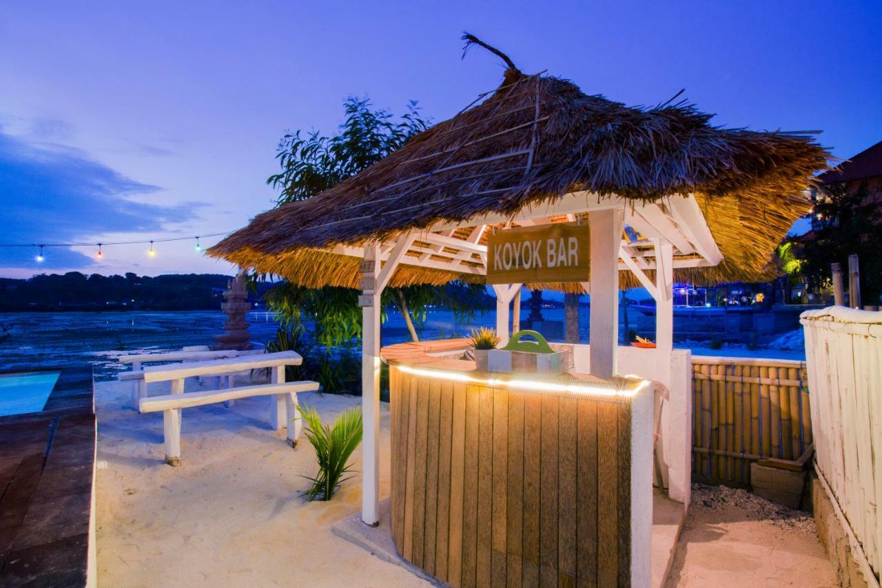 The Waterfront Beach House Lembongan Buitenkant foto